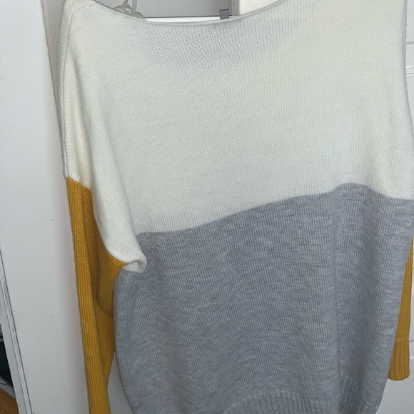 Cardigan - Picture 3 of 3